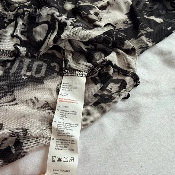 Streetwear Society Black & White Abstract Mesh Long Sleeve Top - Picture 6 of 10